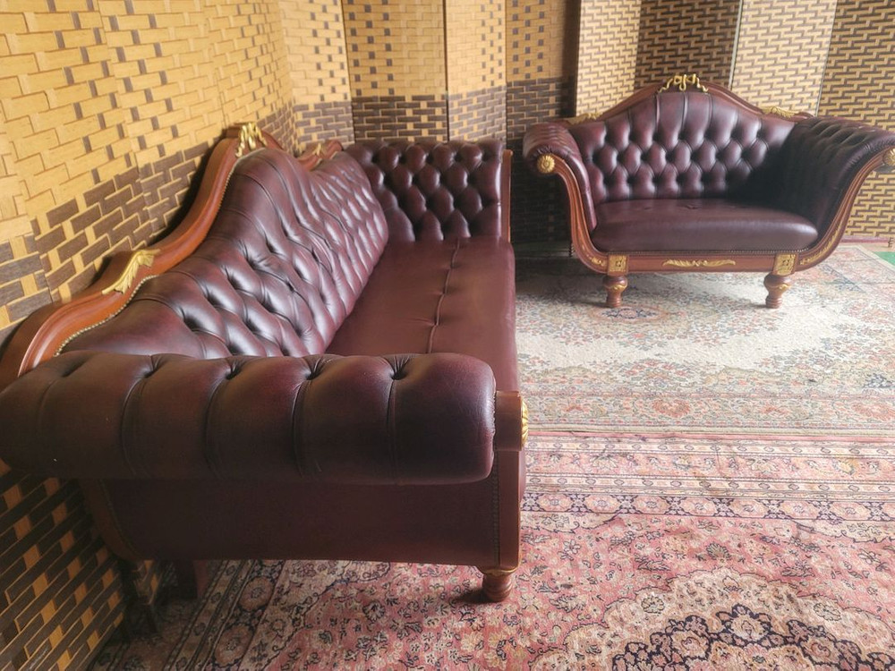*소파맨*MADE IN ENGLAND* 체스터필드디자인* 엔틱소파* S급 이미지