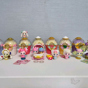 새콤달콤티니핑)커핑머핑+눈꽃핑+요거핑피규어 등 일괄-가격내림