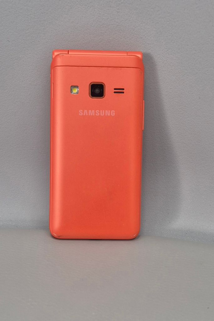 삼성 폴더폰 폴더2 한소희폰 초기필름 그대로--2