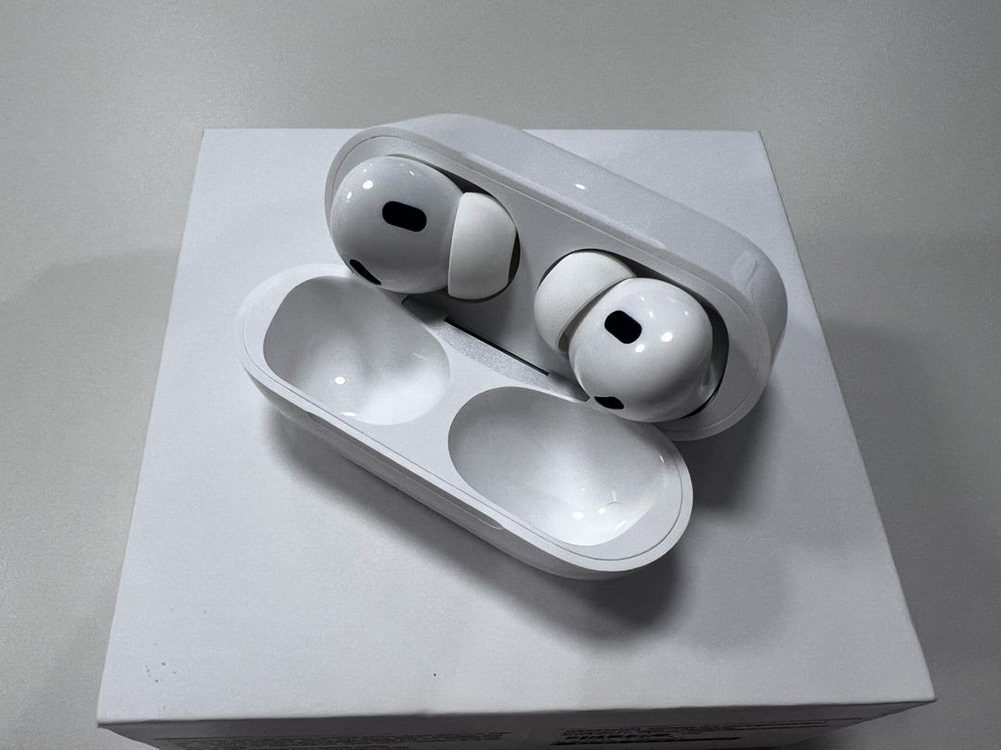 에어팟 프로 2세대(8핀) 팝니다--1