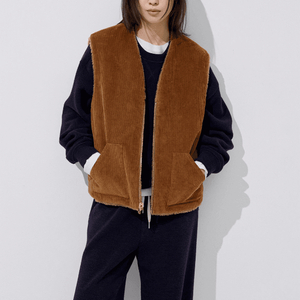 R2W 알투더블유 Camia reversible VT 카미아 리버시블 베스트