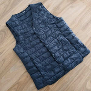 랜더스 브이넥 라이트 경량 패딩 조끼 LD90W NV