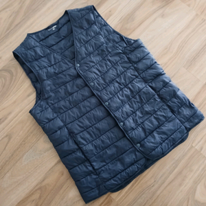 랜더스 브이넥 라이트 경량 패딩 조끼 LD90W NV