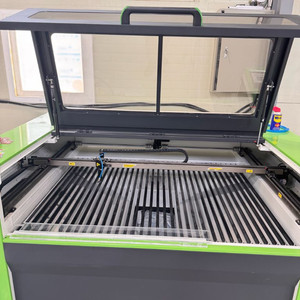 아크릴레이저 각인기