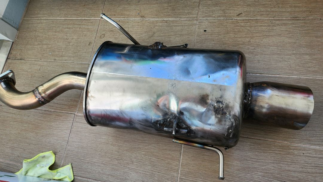 투스카니 엘리사 엔진 및 레갈리스r 11자팝니다--4