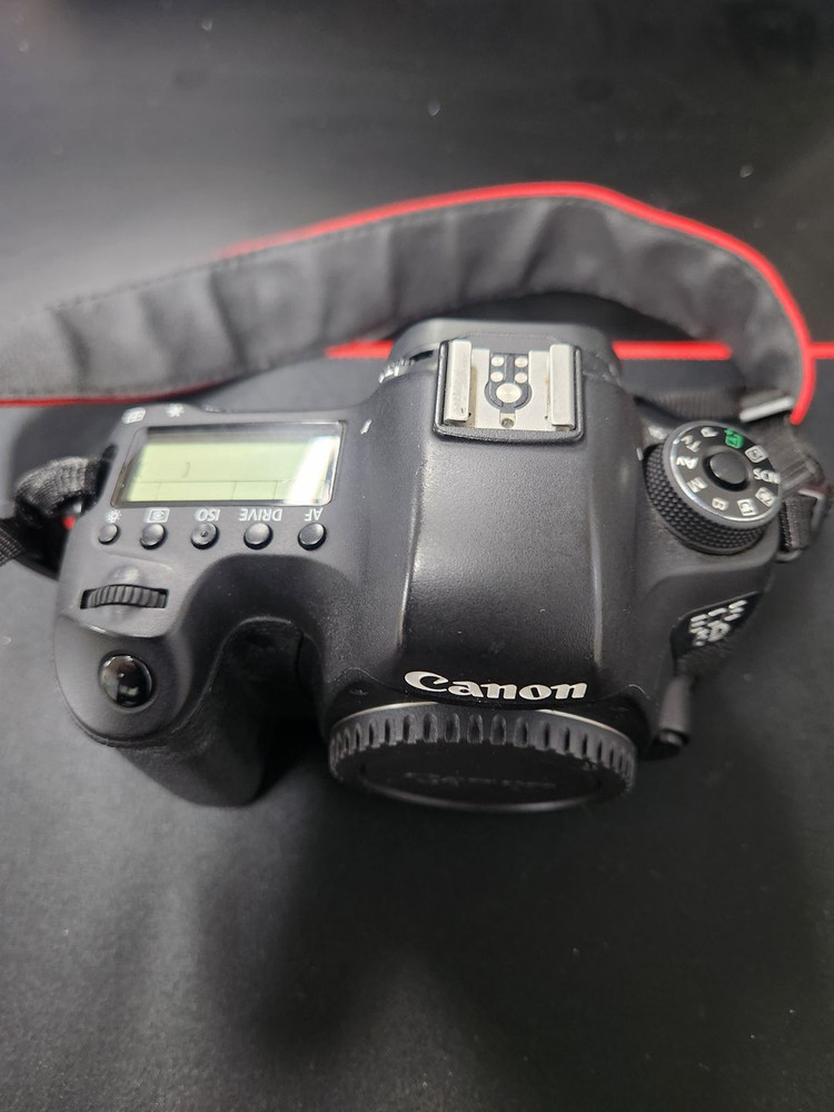 캐논 풀프레임 DSLR 카메라 + 렌즈 세트 이미지