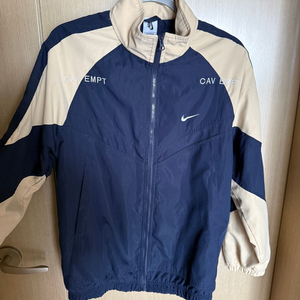 나이키 카브엠트 바람막이 이미지