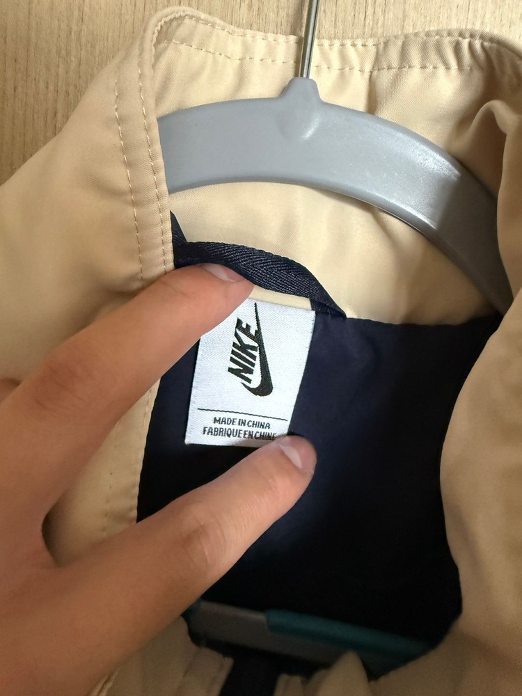 나이키 카브엠트 바람막이 이미지