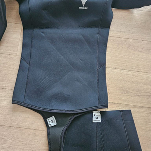 더블케이 오픈셀 39원단 5mm 수트 54호 이미지