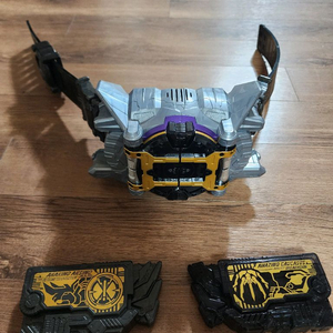 가면라이더 제로원 DX 사우전 드라이버