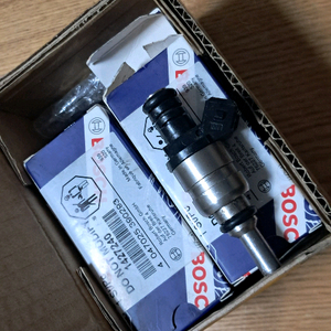 BMW E85 2.5 BOSCH 인젝터 5개 팝니다