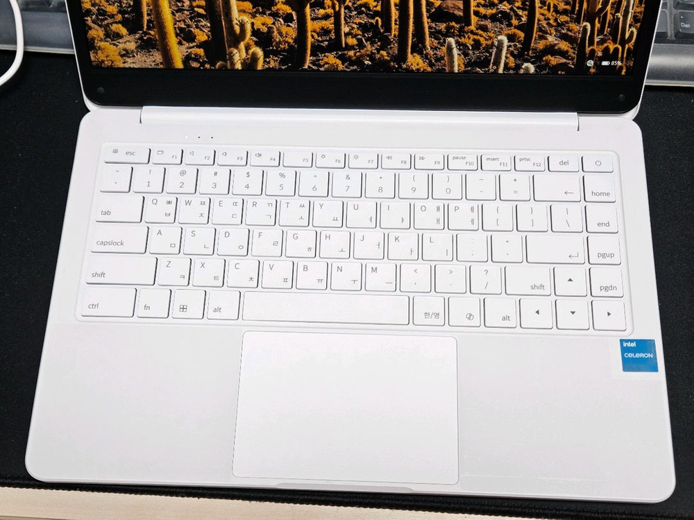 베이직스 베이직북 3세대 14인치 팝니다--3