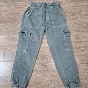 자라키즈 카고 조거팬츠 128사이즈