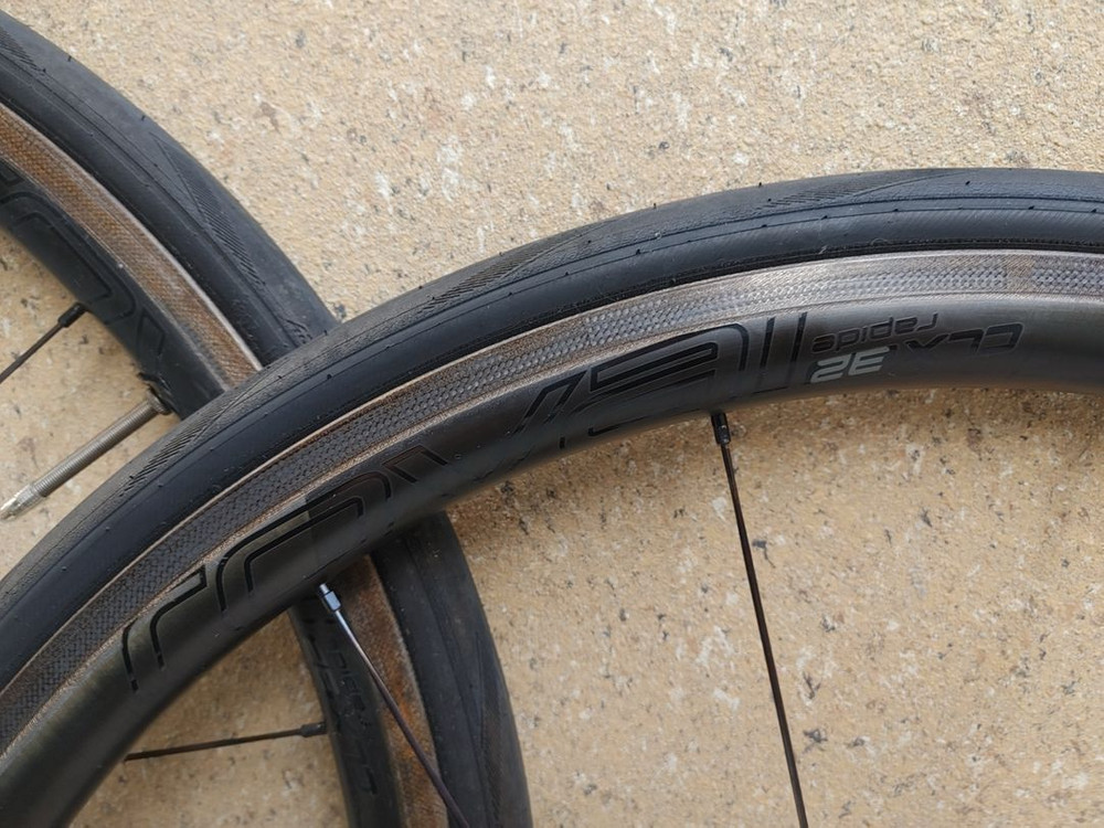 로발(Roval) 래피드 clx32 상급 림브 클린쳐 카본 휠셋 판매합니다. (63만원)--1