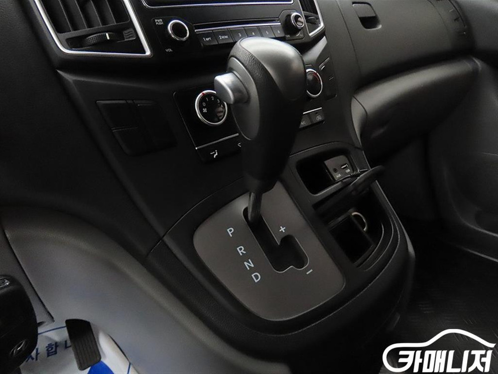 [현대]더 뉴 그랜드 스타렉스 2WD 밴 5인승 스타일 #앱특가--8