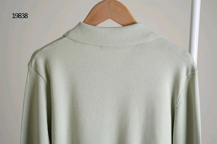 말본 여성 골프 레터링 카라 니트 티셔츠 이미지