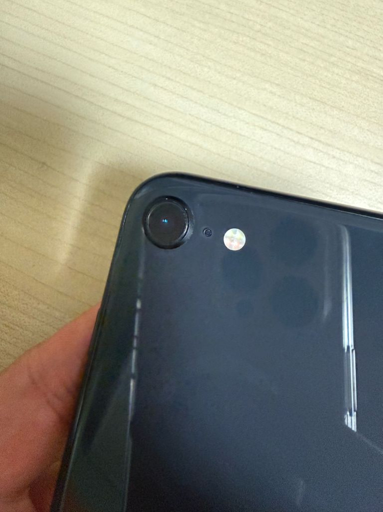 아이폰 se2 128GB 판매합니다--6