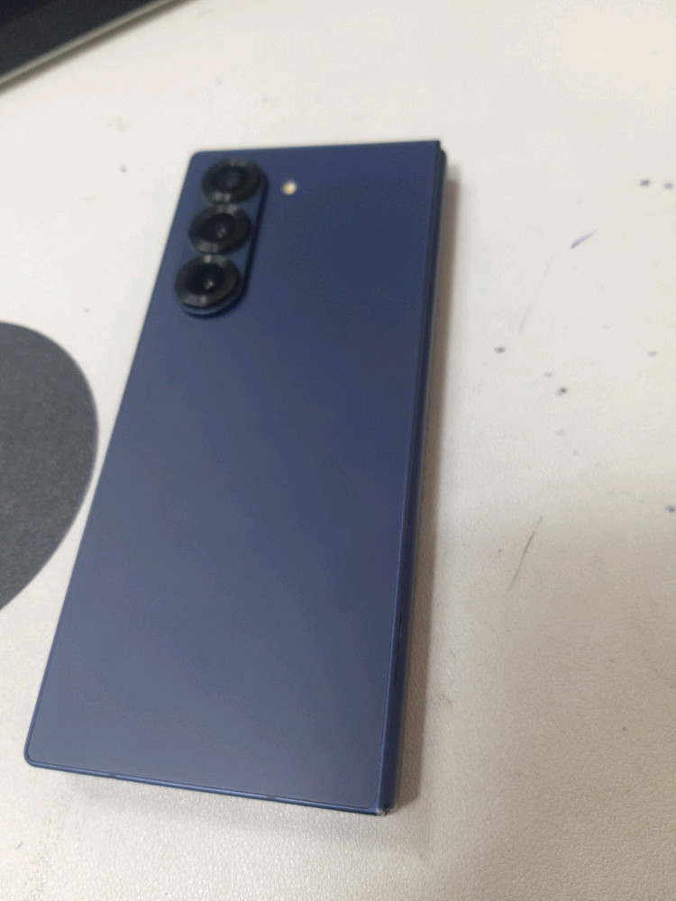 폴드6 512기가 보증기간 남아있어요--1