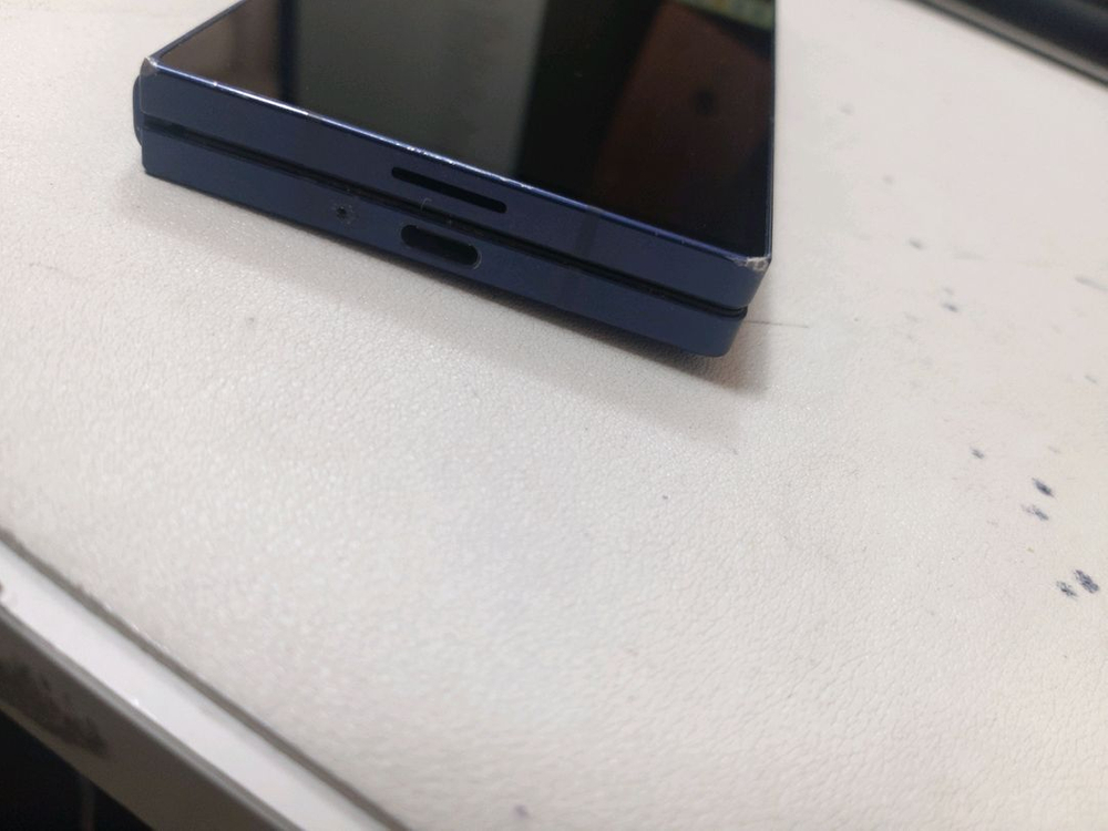 폴드6 512기가 보증기간 남아있어요--5