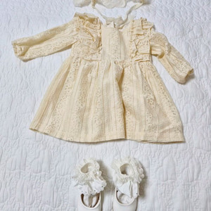 쁘띠벨 여아 돌 드레스 풀세트구성( 드레스+헤어밴드+양말+신발)