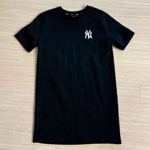 MLB 키즈 양키스 뉴욕 블랙 티셔츠 155사이즈 정품