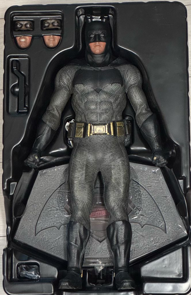 핫토이 BVS 배대슈 배트맨--2