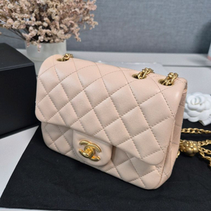 (새상품풀박/보증서O)샤넬 쁘띠삭 까멜리아골드볼 베이비핑크 이미지