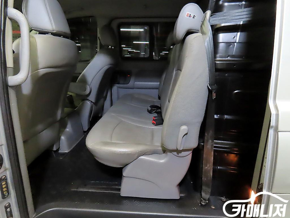 [현대]더 뉴 그랜드 스타렉스 2WD 밴 5인승 모던 #앱특가--6