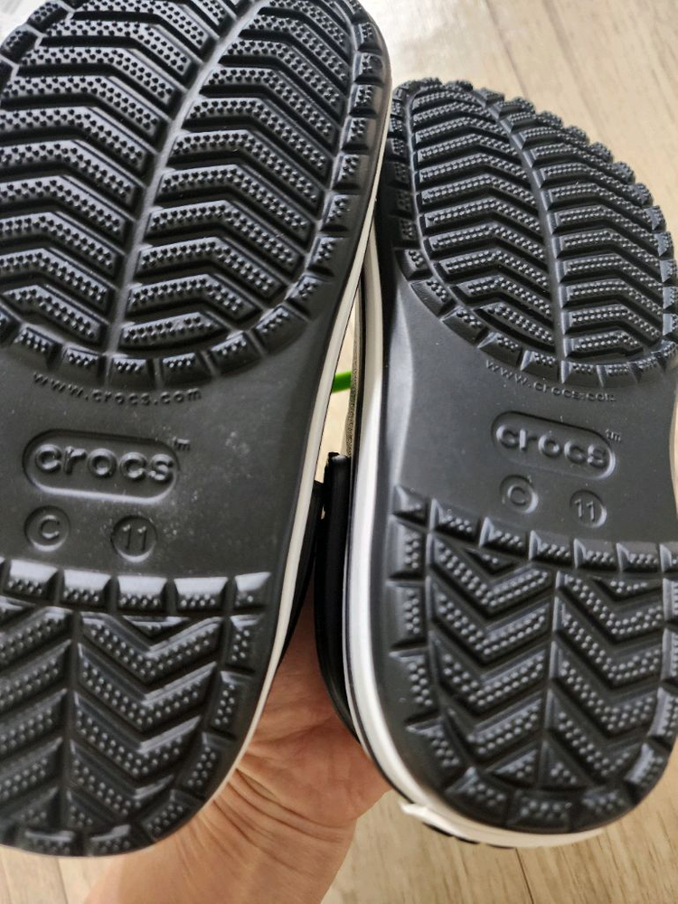 크록스 블랙 c11--3
