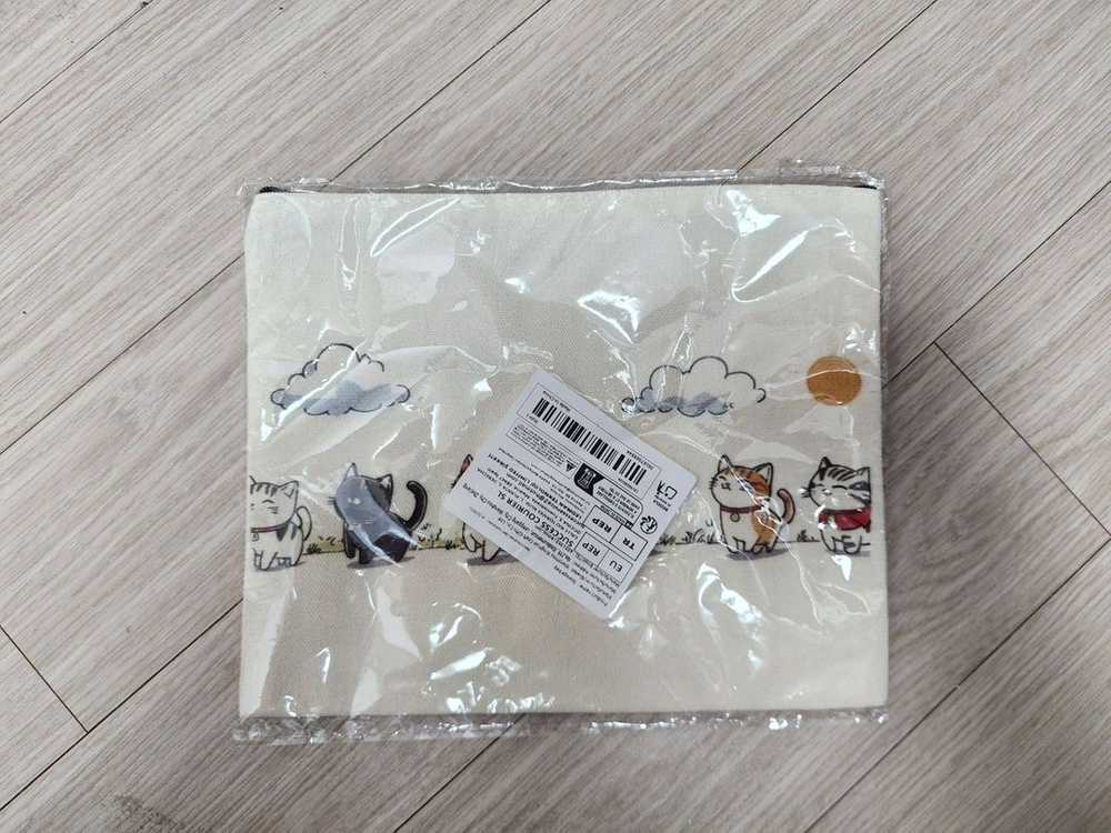 [휴대용가방] 귀여운고양이 화장품가방 휴대용가방 소품가방 (새제품)--1