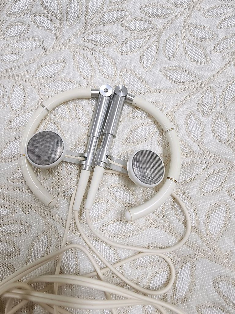 뱅앤올룹슨 a8 이어폰--2