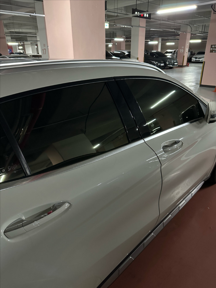 벤츠 GLA 45 AMG 4매틱--2