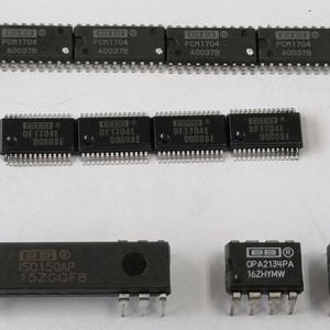 pcm1704 df1704 opa637 외 다수 이미지