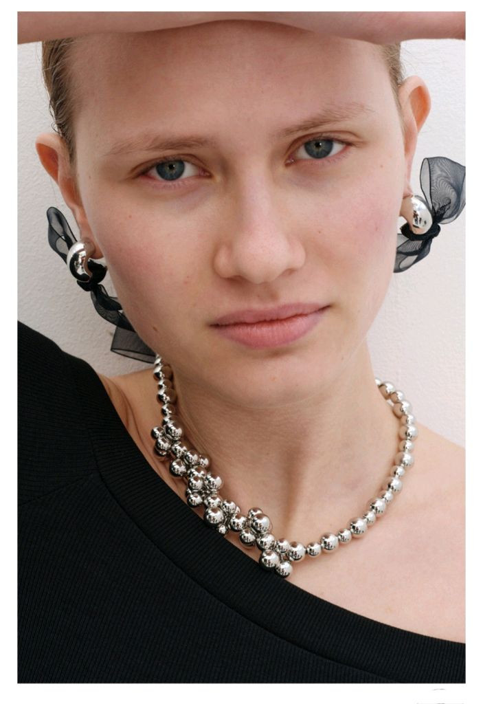 먼데이에디션 리본 이어링--7