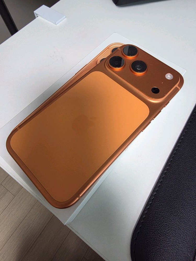 [S급/풀박스] 아이폰 17 프로 256GB 코스믹 오렌지 팝니다--1