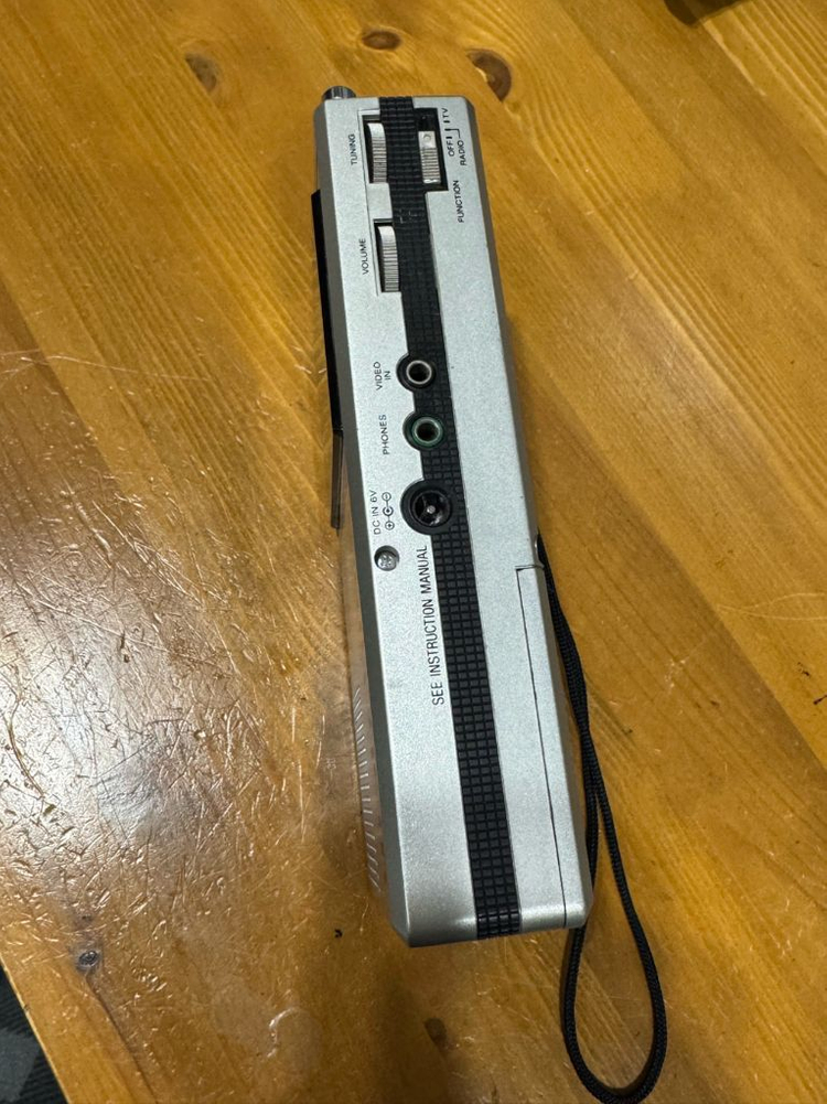 옛날 소니소형 브라운관 TV 스테레오 라디오 기능 이미지