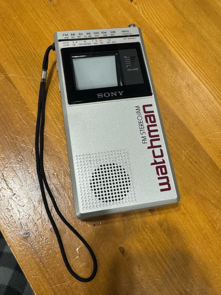 옛날 소니소형 브라운관 TV 스테레오 라디오 기능 이미지