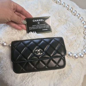 샤넬 미니백 이미지