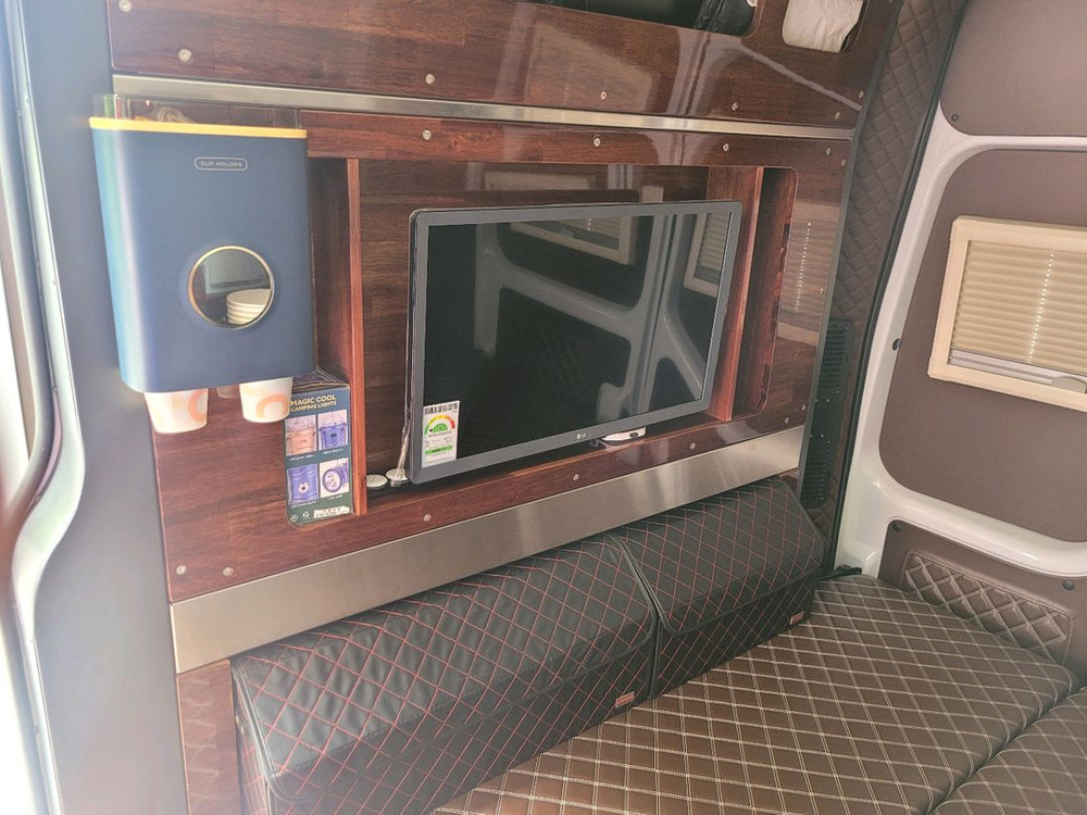 르노마스터 카인드캠핑카 이미지