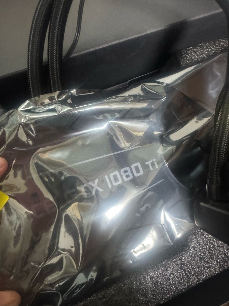 애브가지포스 GTX 1080 Ti 그래픽카드 상급기 이미지