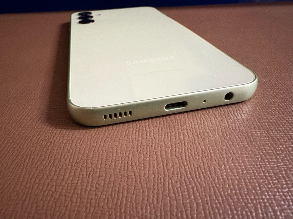 갤럭시 A24 라이트그린 A급--3