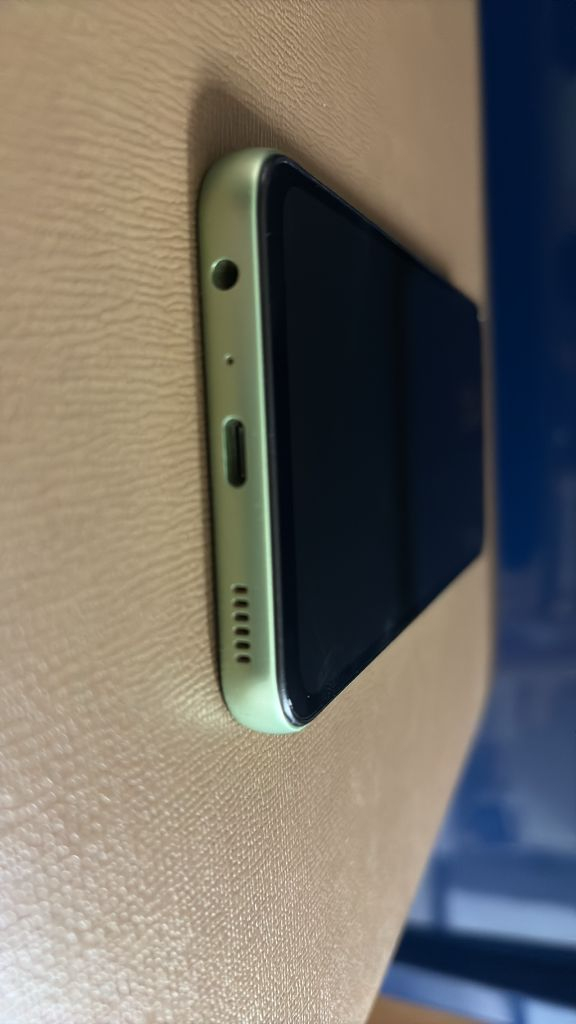 갤럭시 A24 라이트그린 A급--9