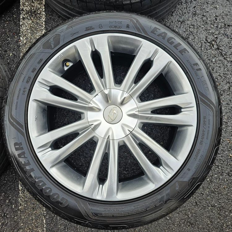 #제네시스BH 18인치 중고 휠타이어세트 팝니다.245 45 18--4