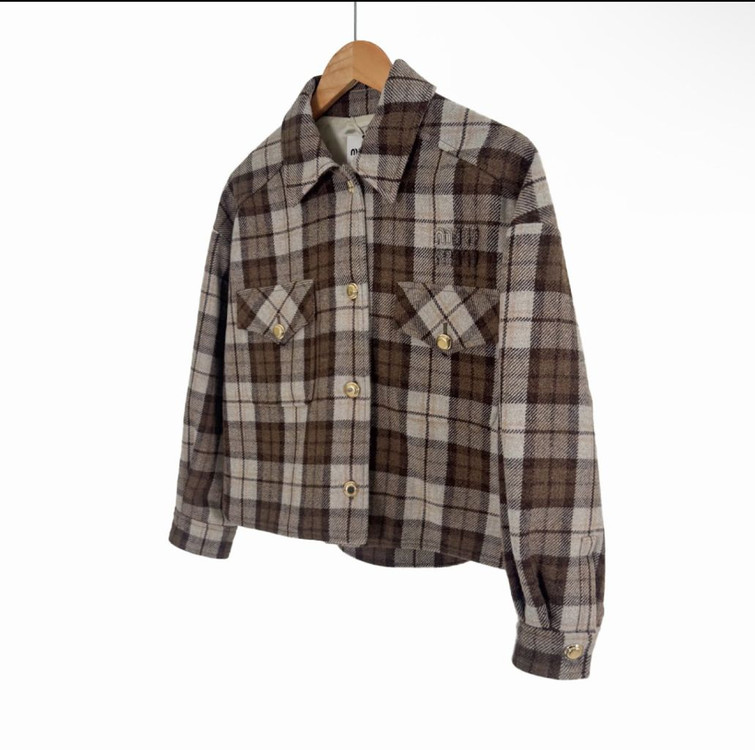 [40] 미우미우 여성 로고 체크 크롭 블루종 자켓 코코아 브라운--1