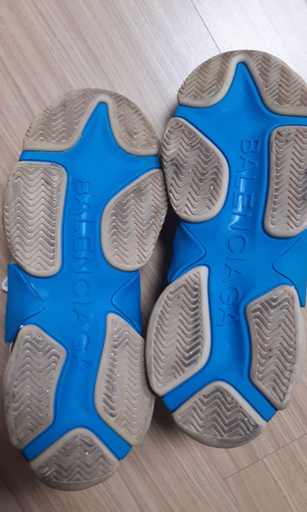 발렌시아가 트리플에스 스니커즈250(남녀공용)--5