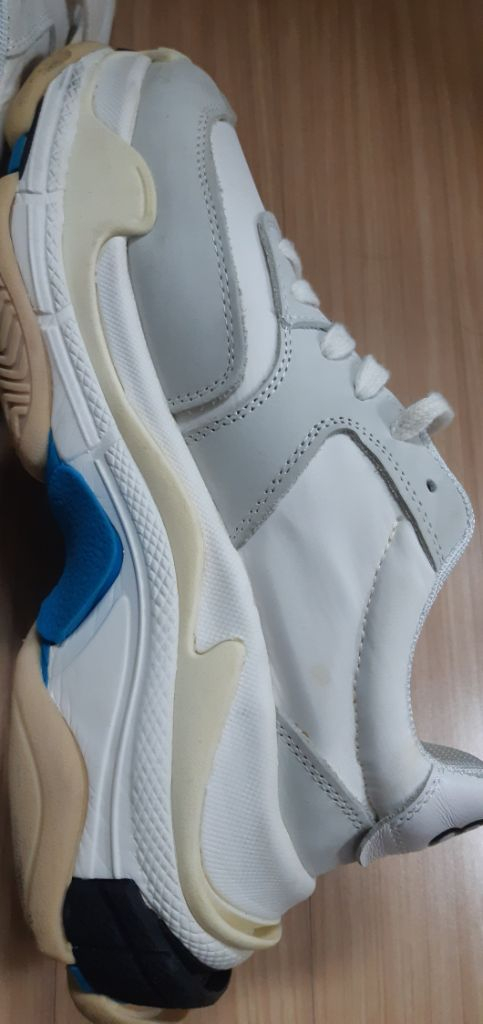 발렌시아가 트리플에스 스니커즈250(남녀공용)--8