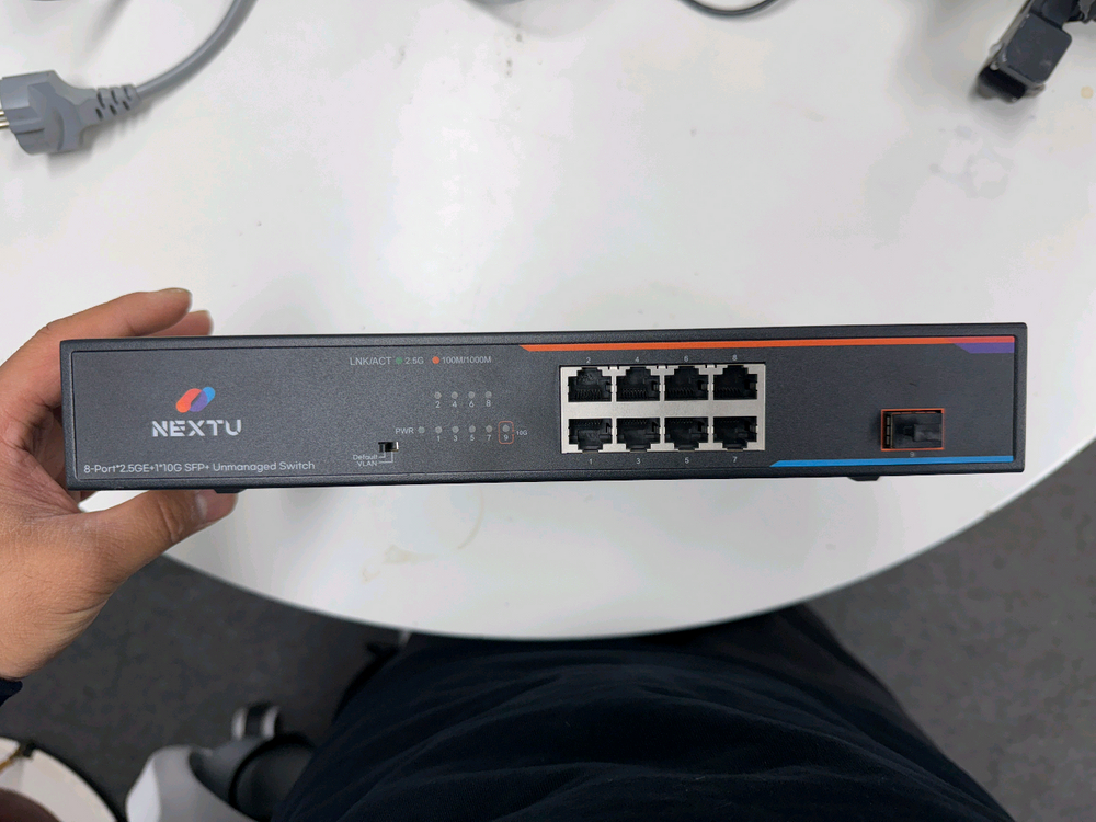 NEXTU 8포트 2.5G 네트워크 스위치 8259GS-10g--2