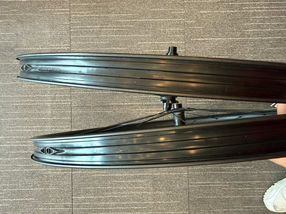 트렉 본트레거 코비 엘리트30 29인치 엠티비 카본휠셋--3