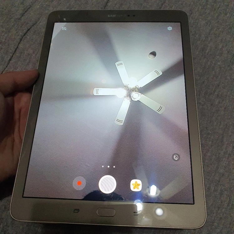 삼성 갤럭시탭 S2 SM-T815NO 32기가 셀룰러 이미지