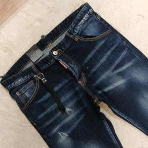 [새제품] 정품 디스퀘어드2 청바지 새것수준 무료배송